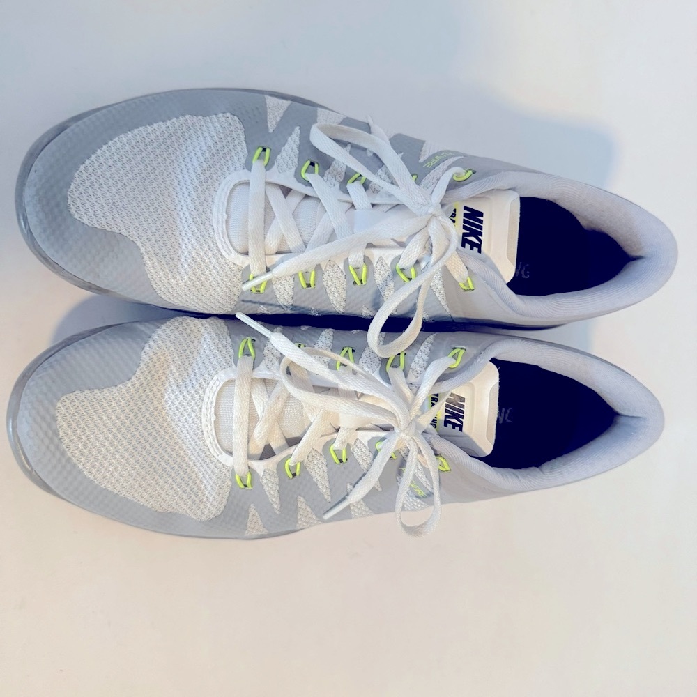 Nike Flywire Shoes👟 - Picture 3 of 5